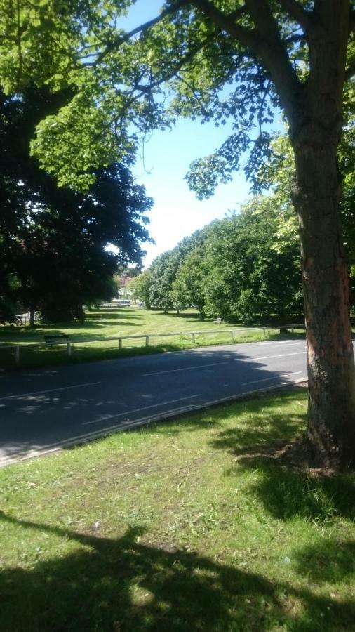 Entire 2-bedroom House With Garden * York